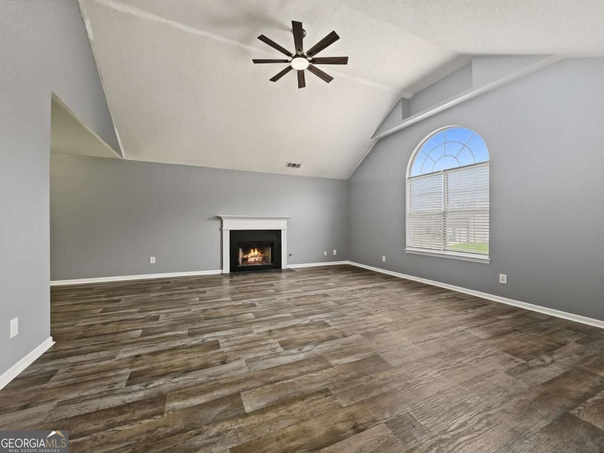 6195 Idlewood CIR