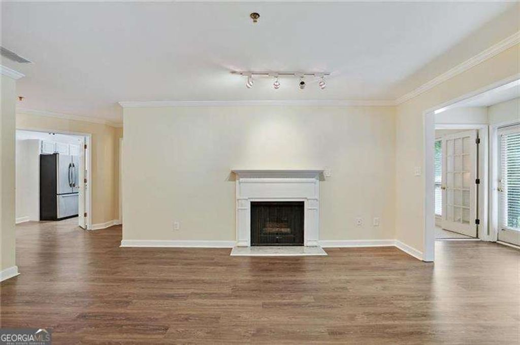 Photo of 3203 Lenox Road NE #6, Atlanta, GA 30324 (MLS # 10771877)