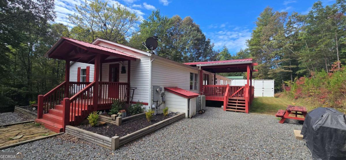 1441 Chestnut Gap RD