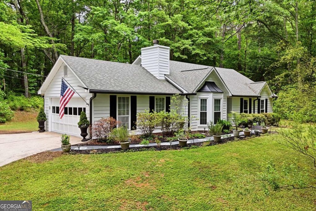 Photo of 145 Priscilla Way, Newnan, GA 30265 (MLS # 10763399)