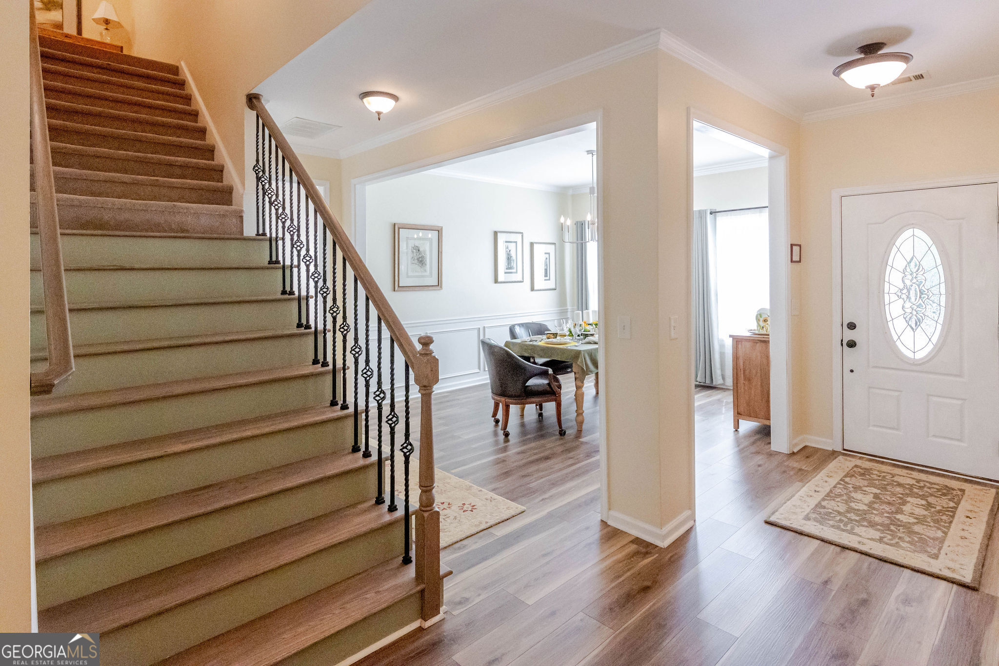 445 Tuxedo DR