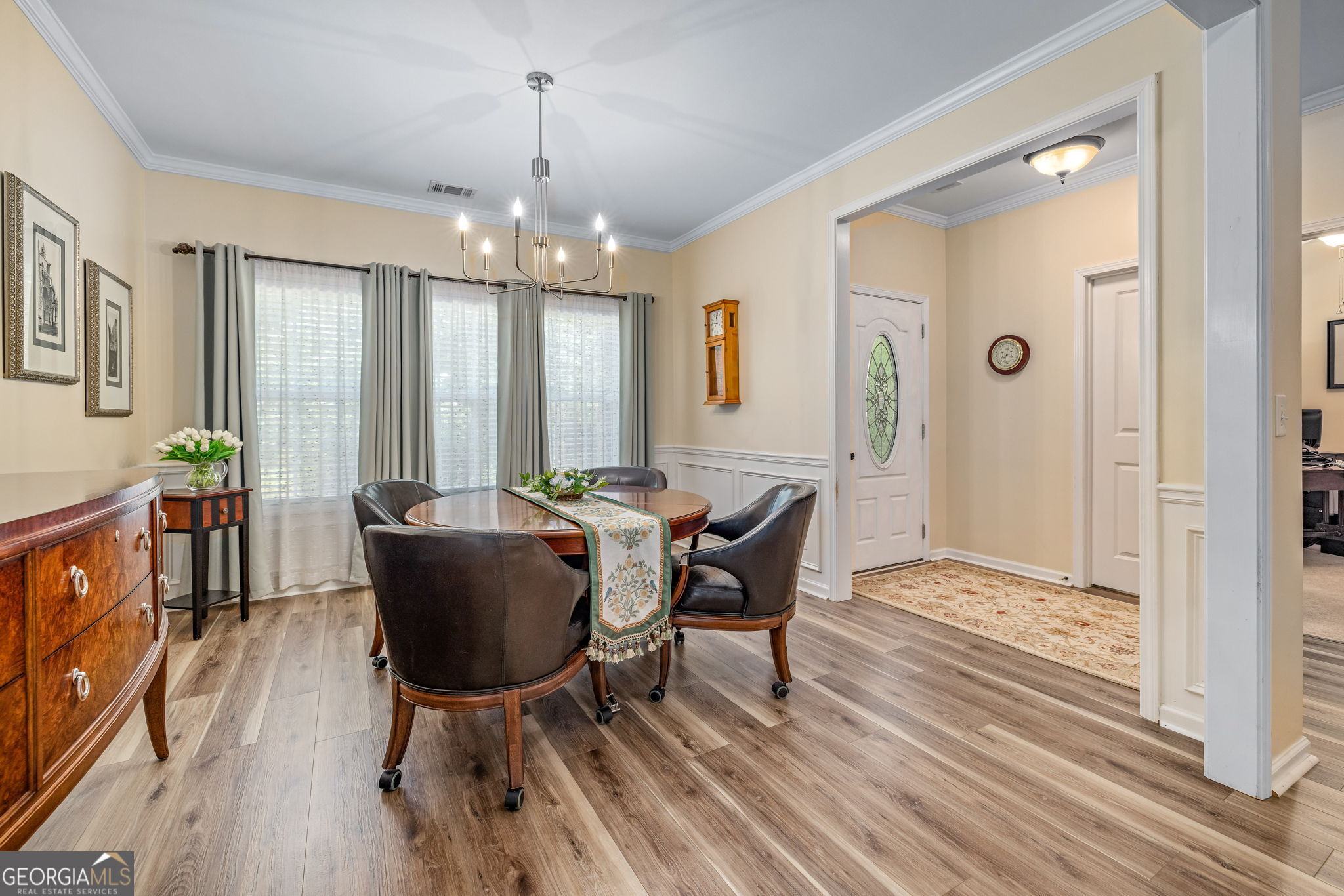 445 Tuxedo DR
