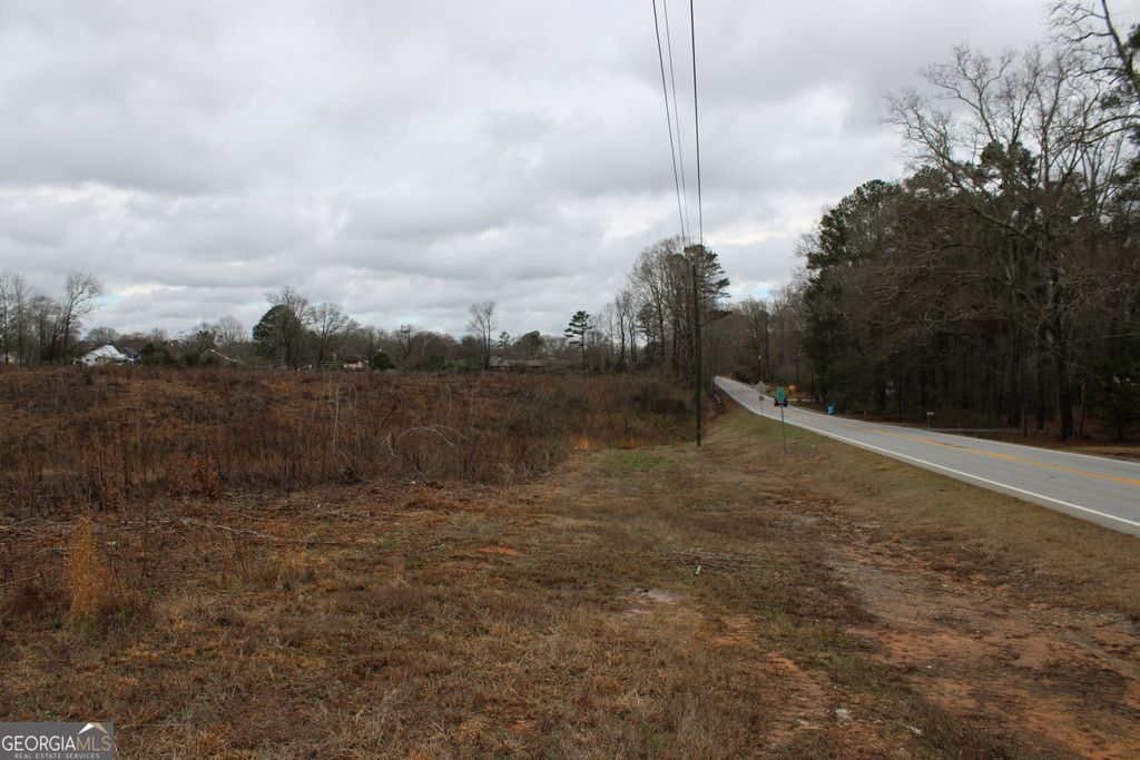 Photo of 1262 Highway 16 E, Jackson, GA 30233 (MLS # 10768640)