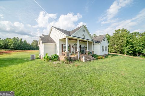 A home in Pine Mountain Valley