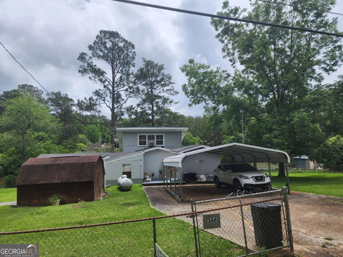 366 E Pine Lake Drive, West Point, GA, 31833
