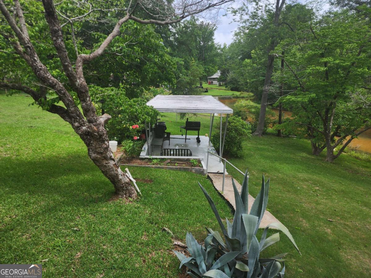 366 E Pine Lake DR