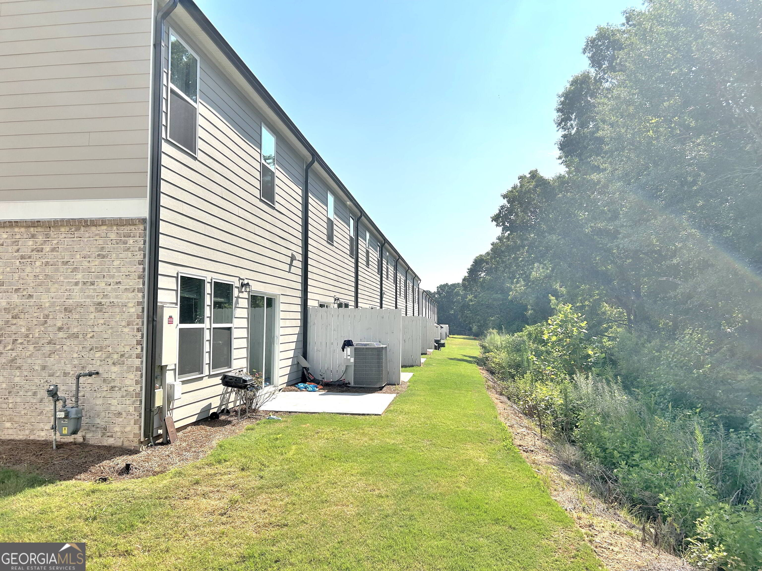 1695 Villageside CT