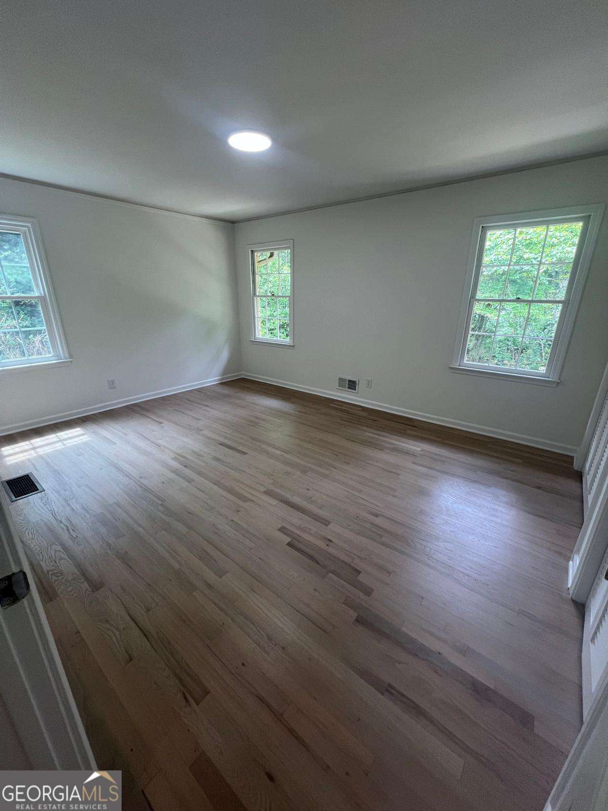 WOODLAND TRAILS - Residential Lease