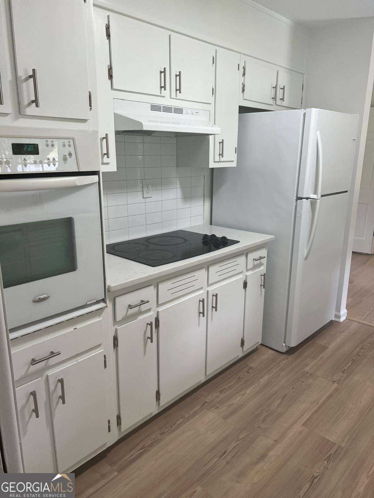 WOODLAND TRAILS - Residential Lease