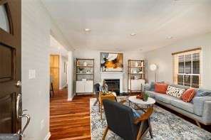 1928 MAIN ST NW
