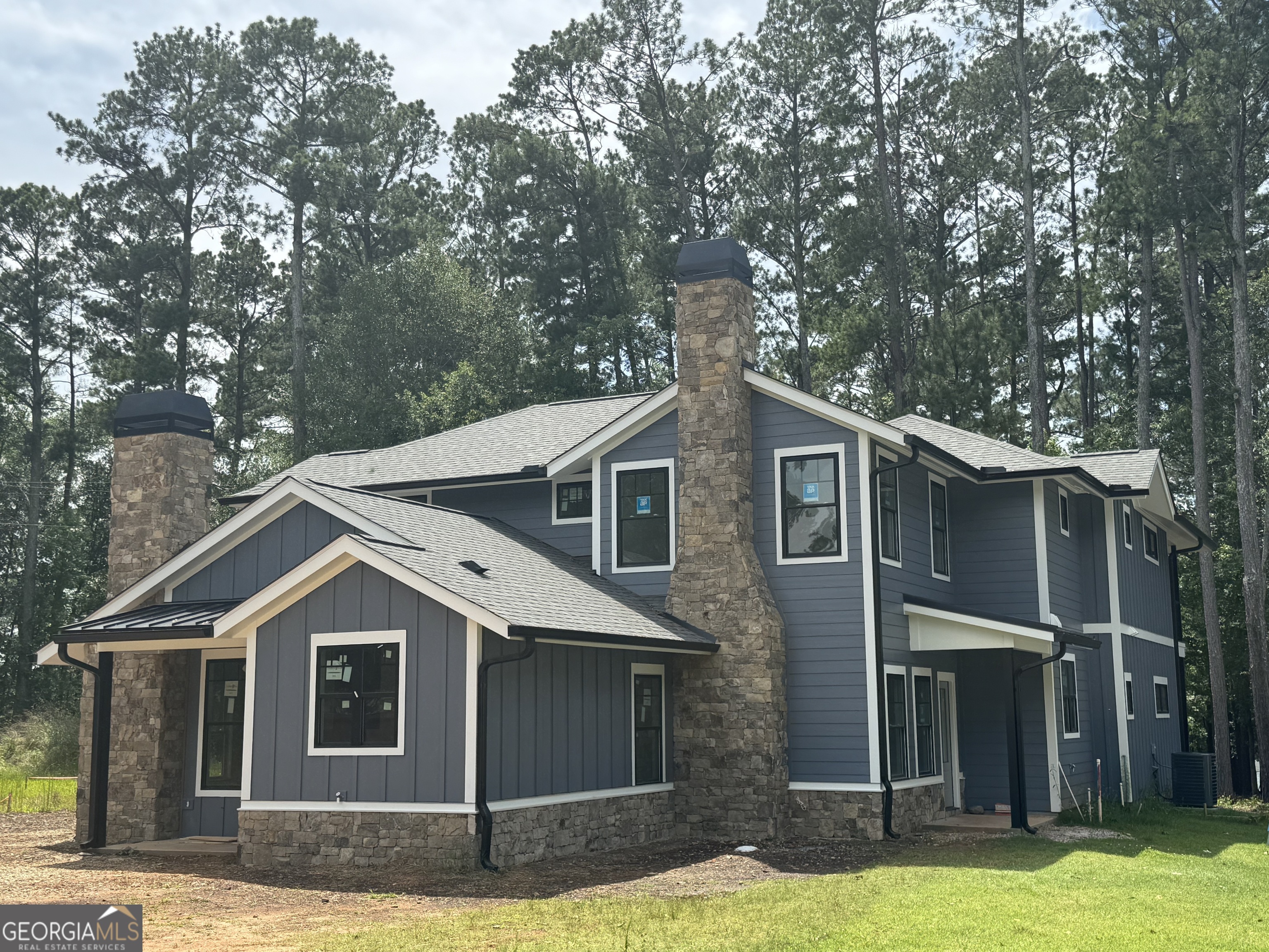 71 Woodlake Crt