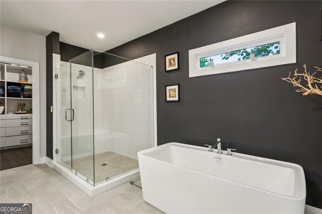 Atlanta, Georgia 30309, United States, 4 Bedrooms Bedrooms, ,4 BathroomsBathrooms,Residential,Active,159017