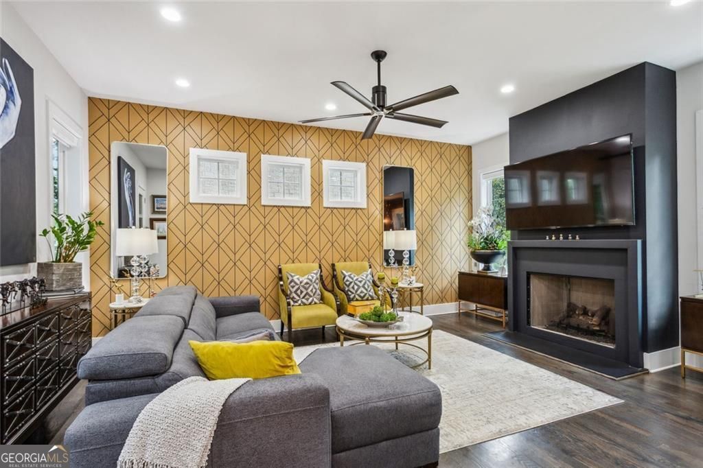 Atlanta, Georgia 30309, United States, 4 Bedrooms Bedrooms, ,4 BathroomsBathrooms,Residential,Active,159017