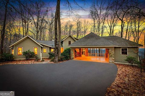 1115 Outlook RD Murphy NC 28906