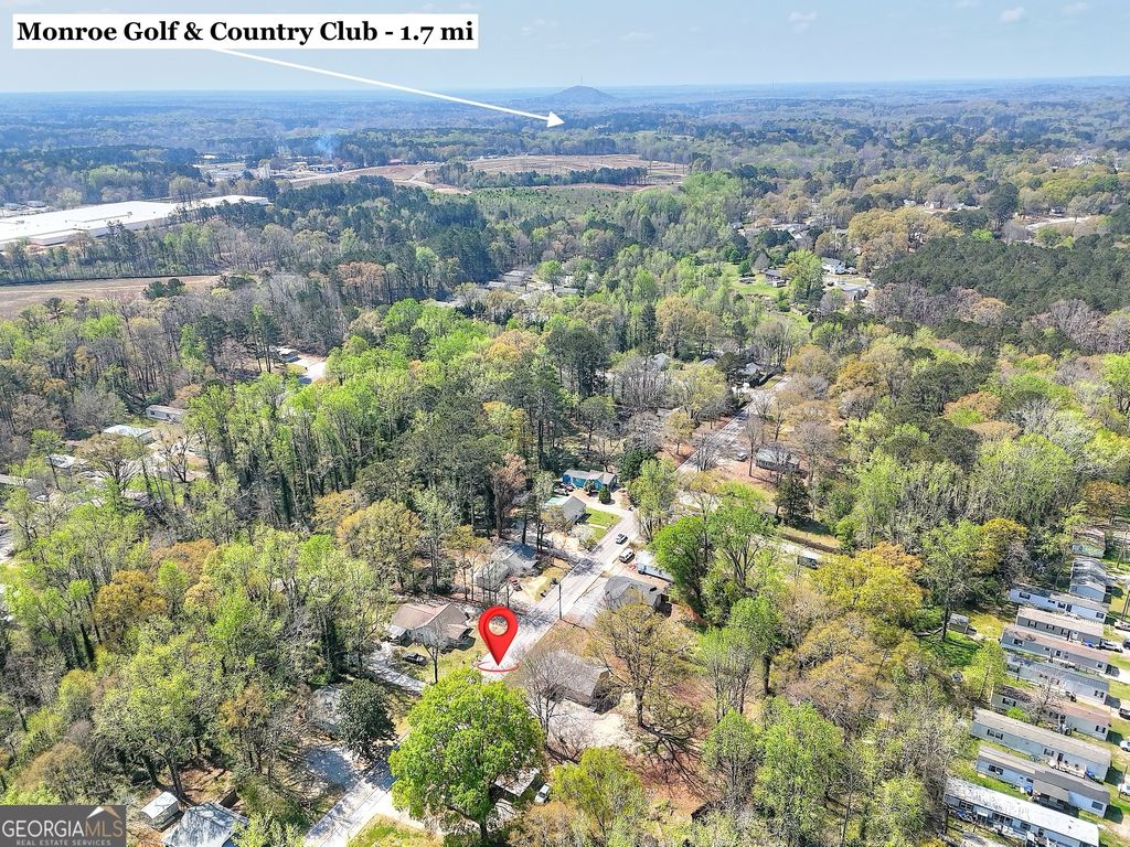 Photo of 316 Walker Drive, Monroe, GA 30655 (MLS # 10719364)