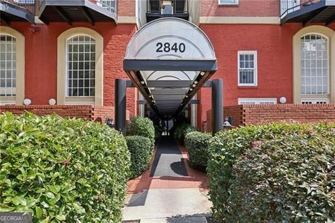Photo of 2840 Peachtree Road NW #410, Atlanta, GA 30305 (MLS # 10834427)
