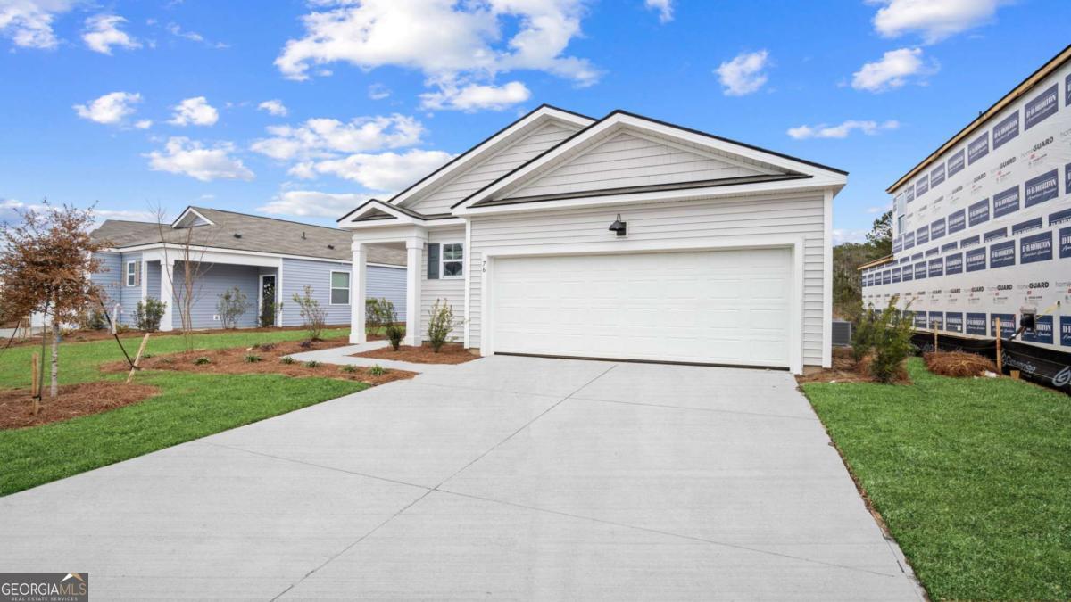 32 Cedar Creek LN