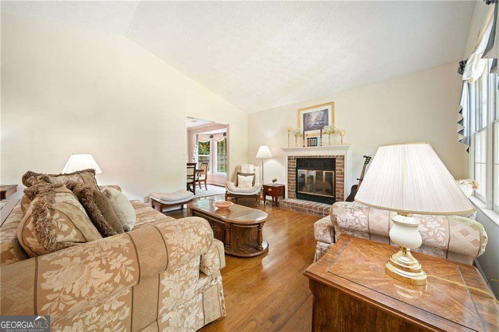 11675 Highland Colony DR