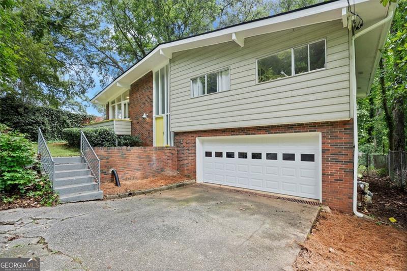 595 COLLIER RIDGE DR