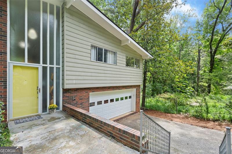 595 COLLIER RIDGE DR