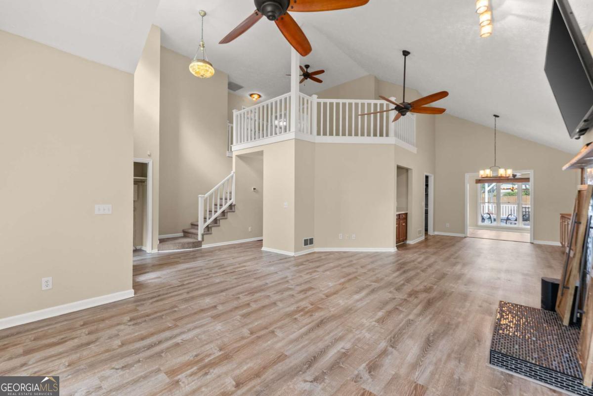4785 Hiawatha DR
