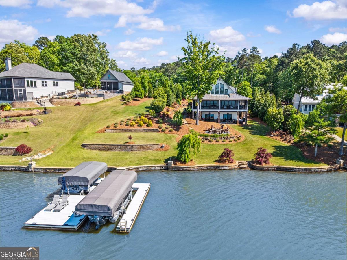 1951 Northwoods DR