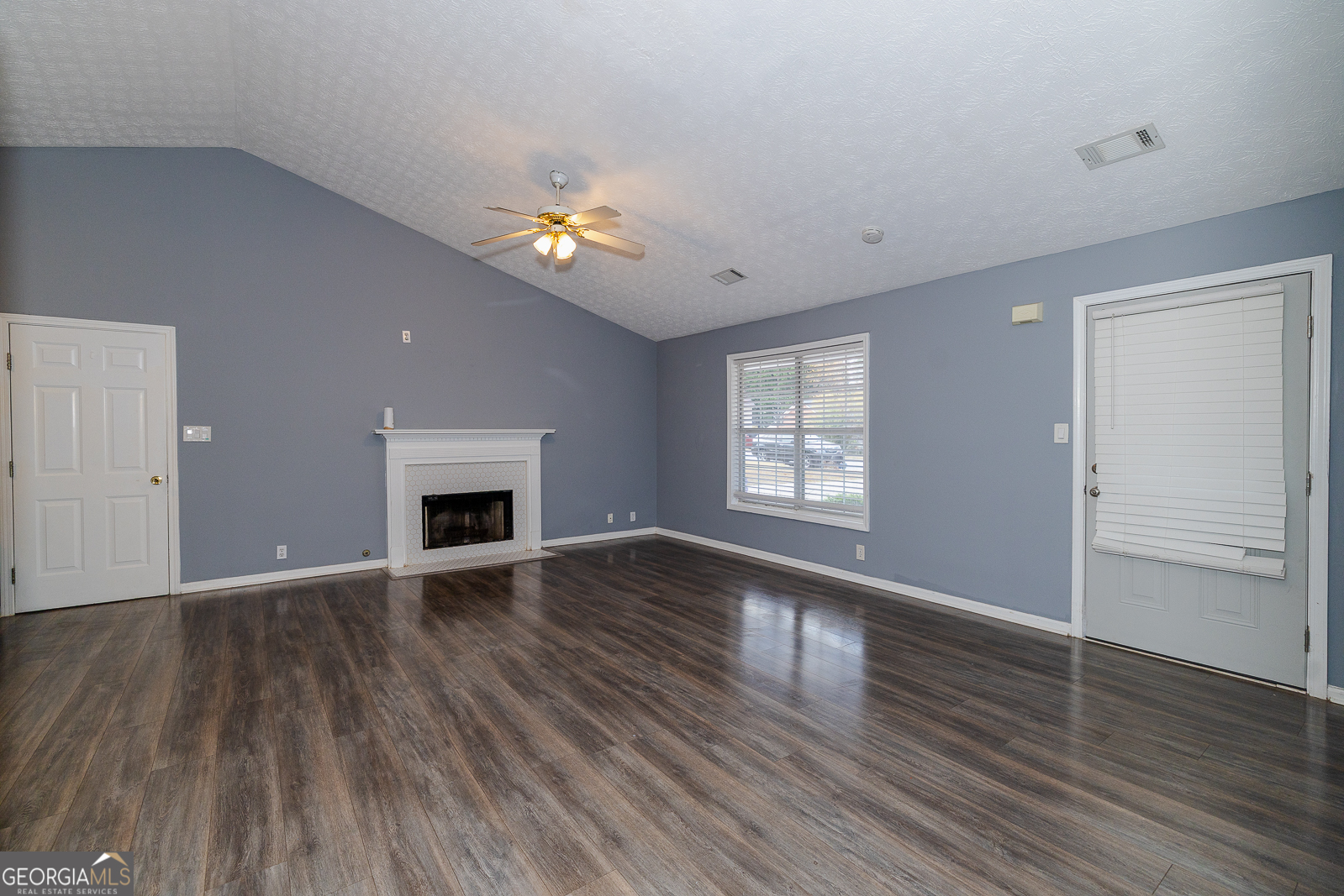 1025 Hunters Oak TRL