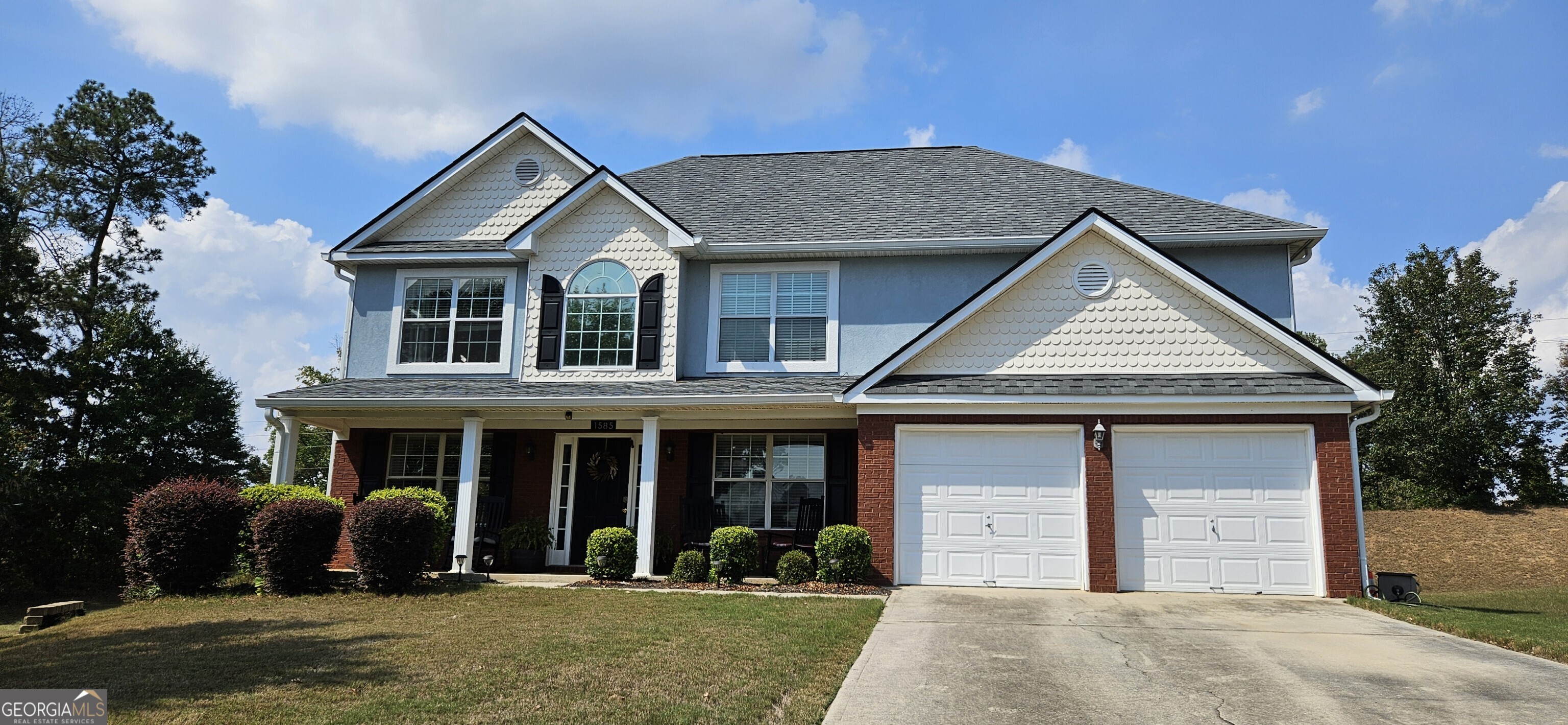 Snellville, Georgia 30078, United States, 4 Bedrooms Bedrooms, ,3 BathroomsBathrooms,Residential,Pending,41125