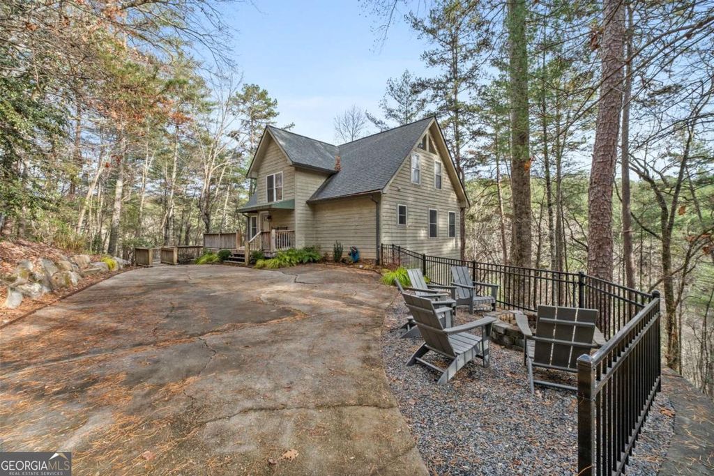 Photo of 222 ALTE BRUECKE STRASSE, Helen, GA 30545 (MLS # 10655634)