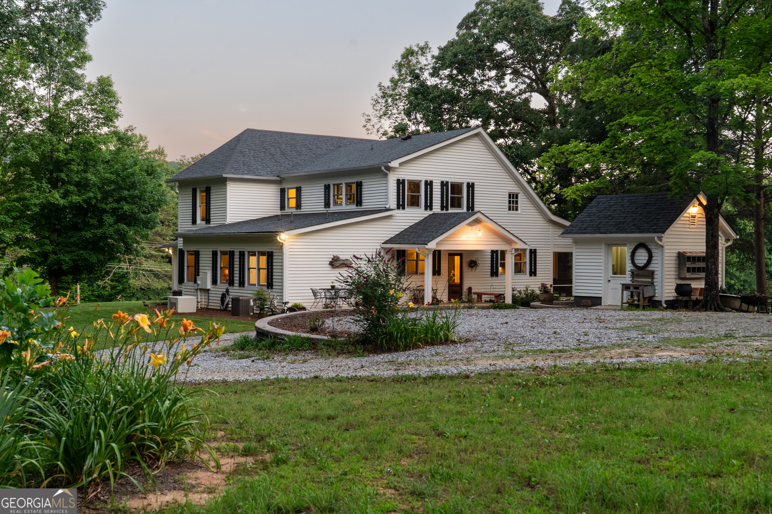 1837 Highway 255 N