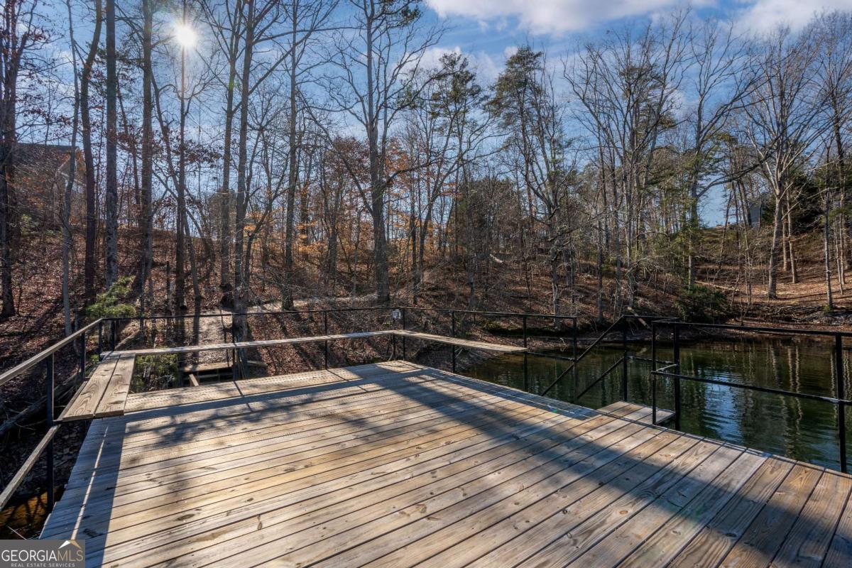 3551 Monroe CIR