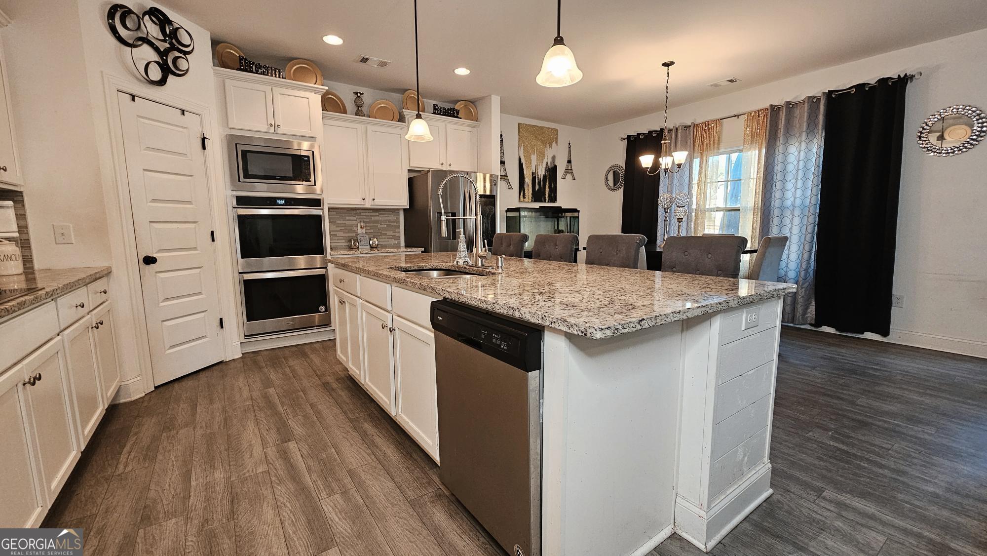 1448 Cozy Cove LN