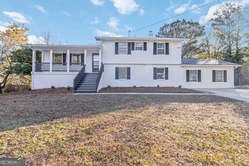 Photo of 1535 Lake Jodeco Road, Jonesboro, GA 30236 (MLS # 10770584)