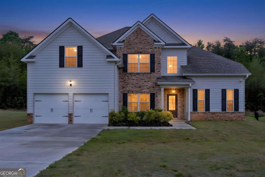 Photo of 28 Village Trace, Rydal, GA 30171 (MLS # 10768867)