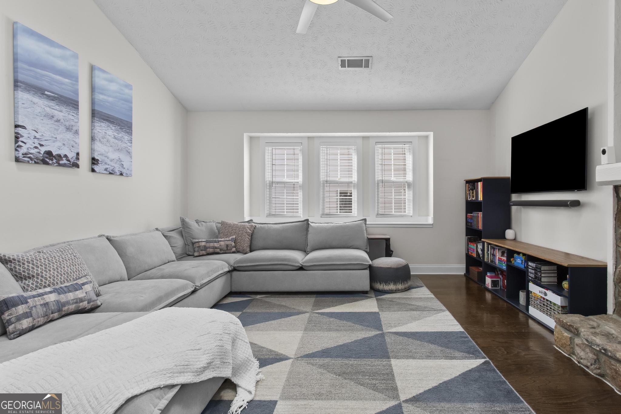 1133 Capital Club CIR NE