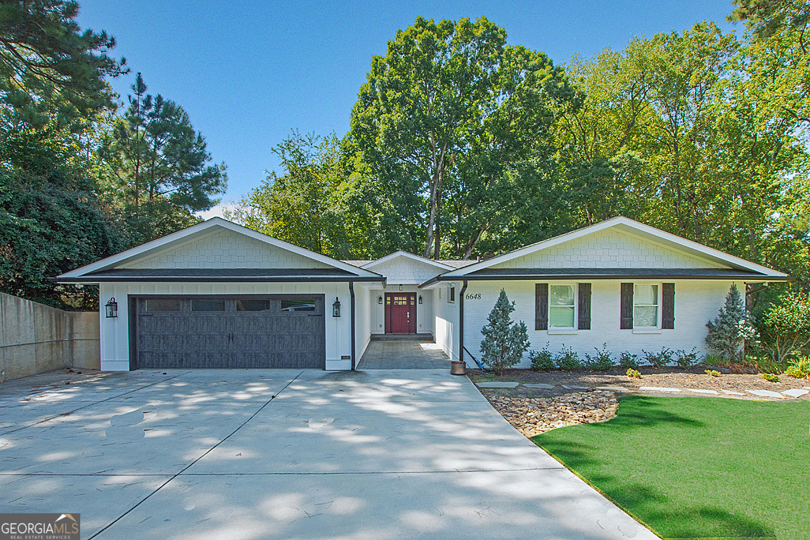 6648 Garrett RD