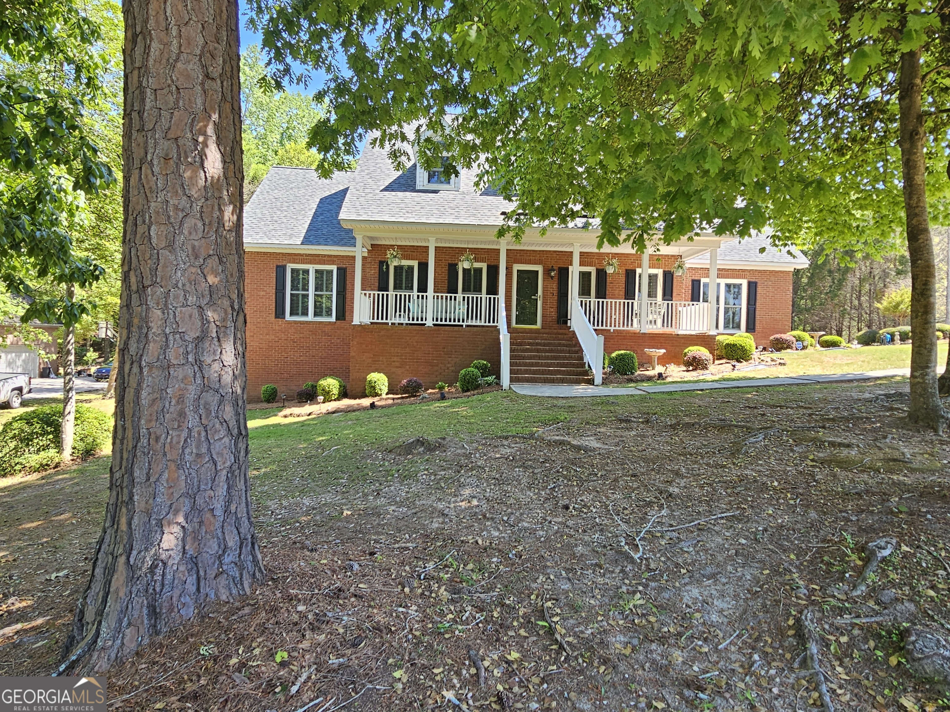 200 Gates RD