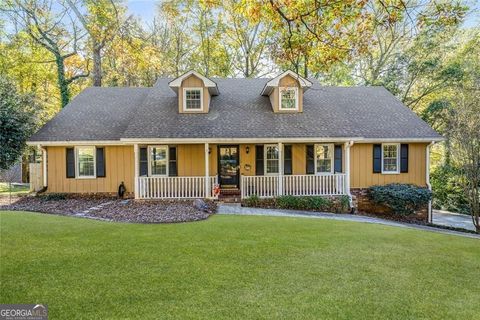 445 Bruce WAY SW Lilburn GA 30047