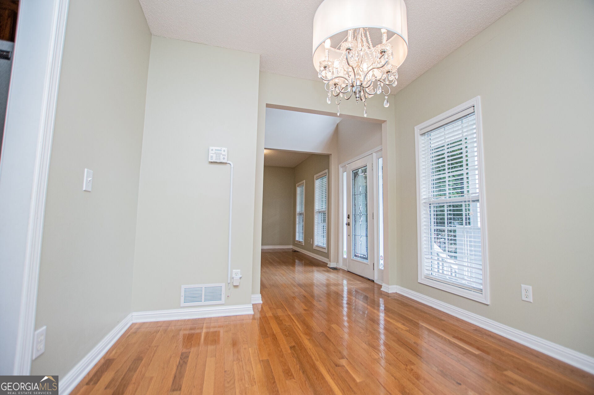 127 Opal LN
