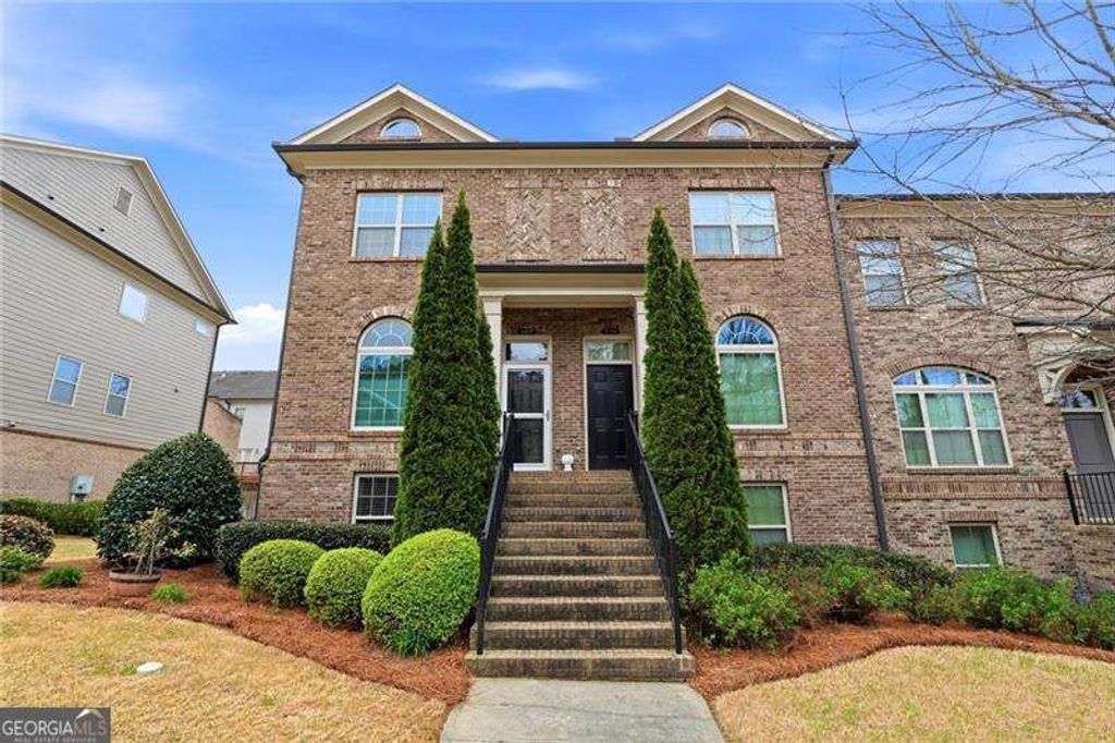 Photo of 7375 Glisten Avenue, Atlanta, GA 30328 (MLS # 10721821)