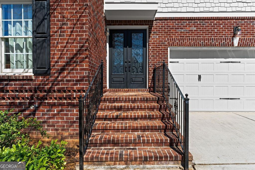 Photo of 3089 Frazier Walk, Decatur, GA 30033 (MLS # 10732212)