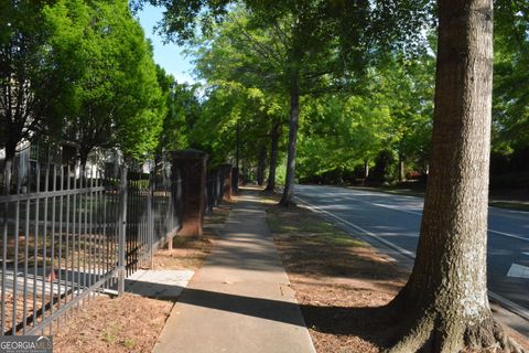 A home in Newnan