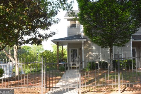 A home in Newnan