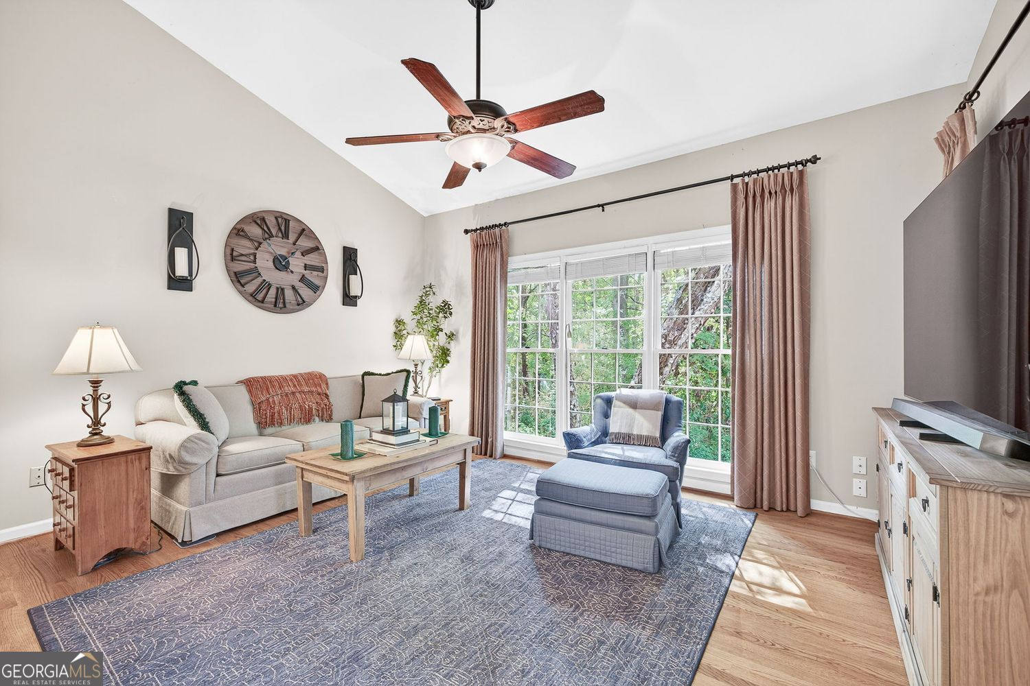 Ashton Square - Residential
