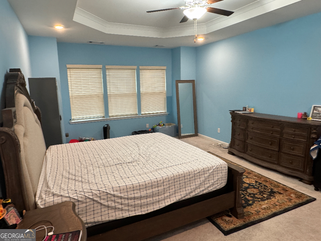327 Round Pond DR