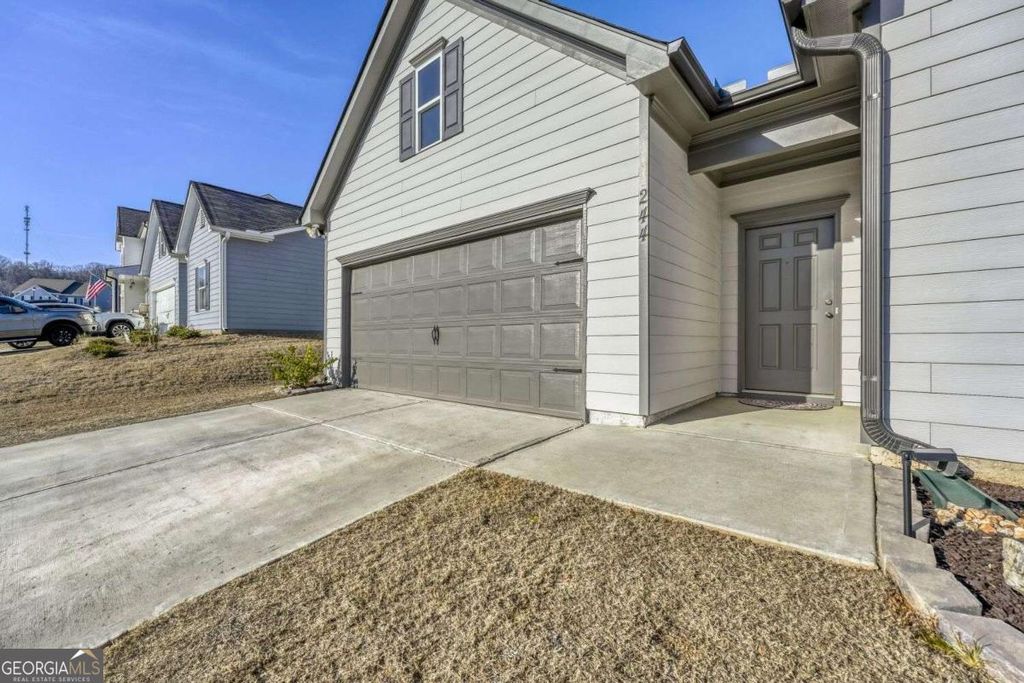 Photo of 244 Chase Drew Drive SW, Cartersville, GA 30120 (MLS # 10688376)