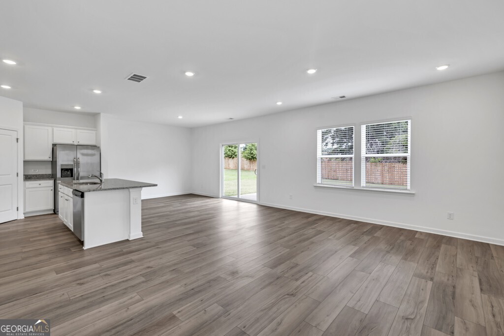 630 Evergreen RD