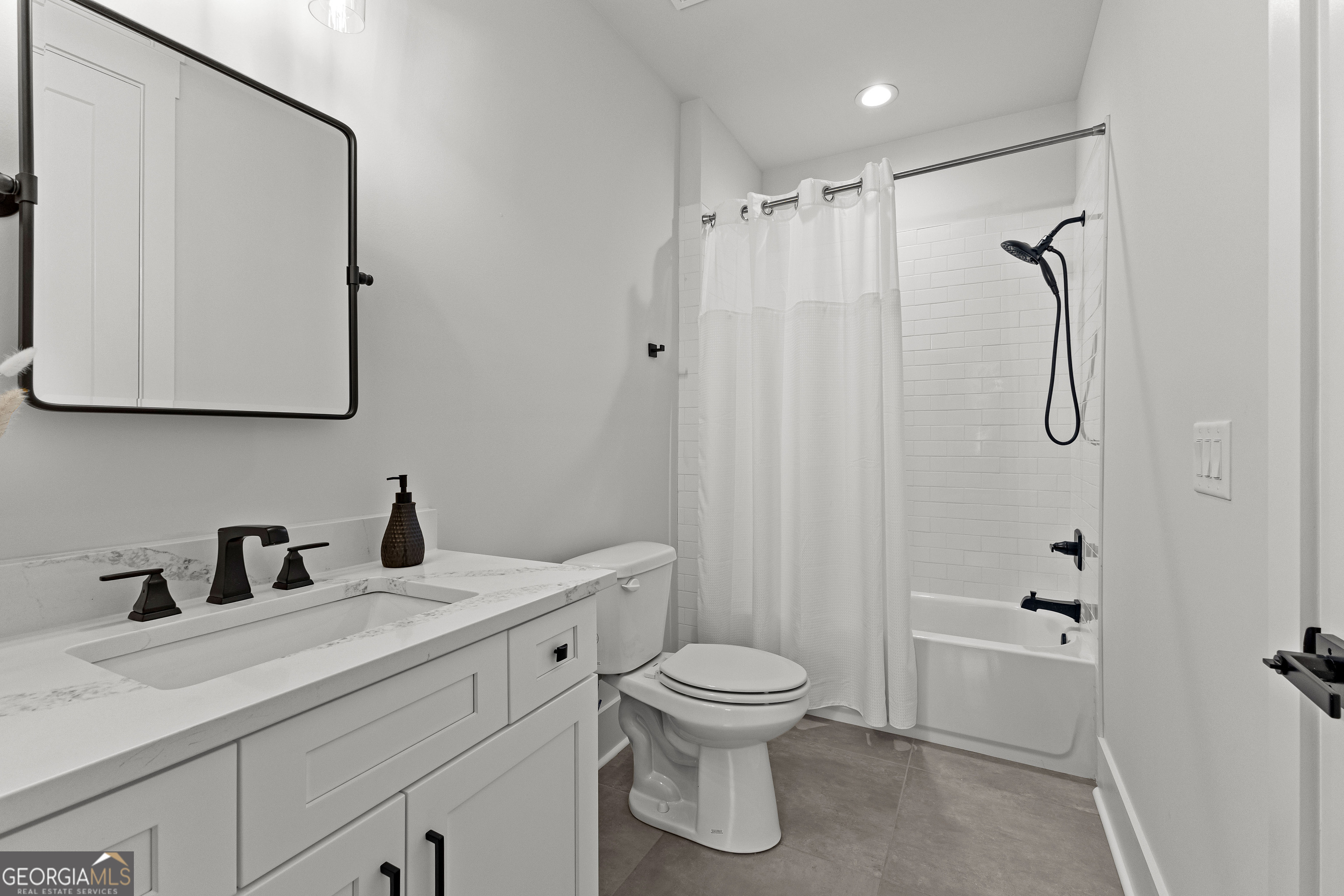 Brooks, Georgia 30205, United States, 5 Bedrooms Bedrooms, ,5 BathroomsBathrooms,Residential,Active,167678