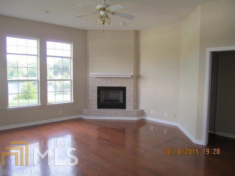 Lake Manor - Residential