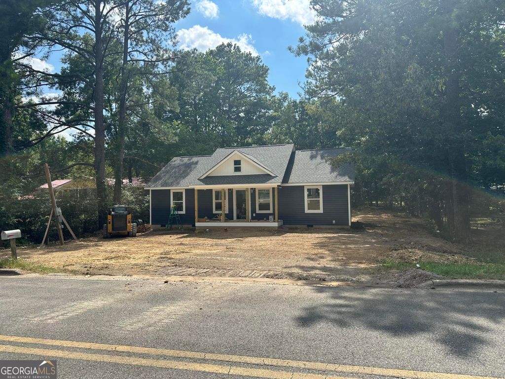 Photo of 917 N 5th Avenue, Chatsworth, GA 30705 (MLS # 10804071)